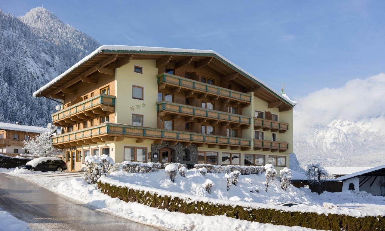 Hotel Gasthof Jaeger Zillertal Schlitters Exterior foto